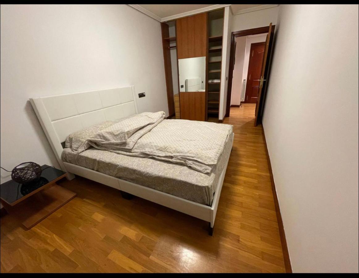 Bonito Piso Con Aparcamiento A Pie De La Calle . Nájera Εξωτερικό φωτογραφία